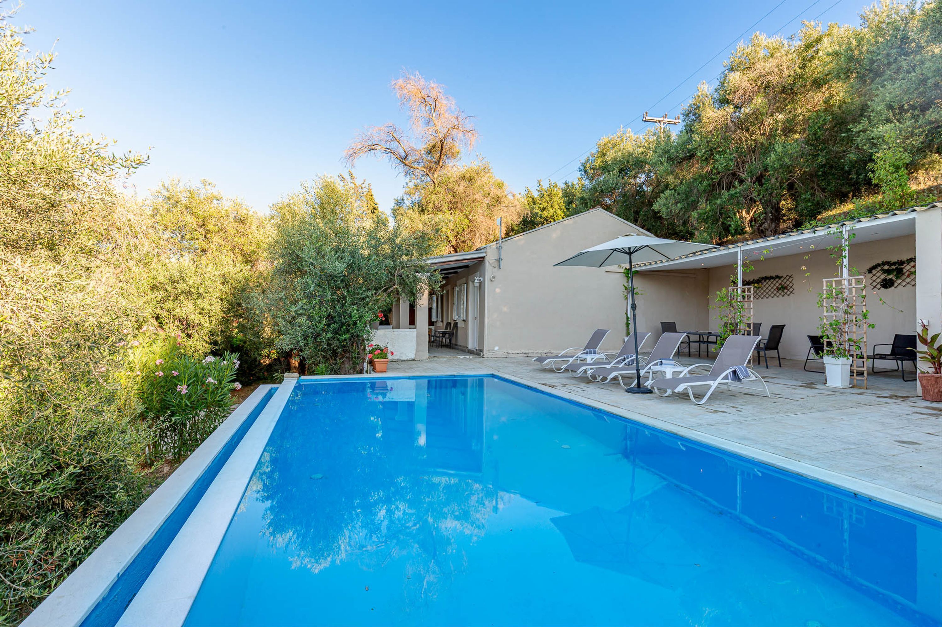 独立别墅 | 2 多间卧室