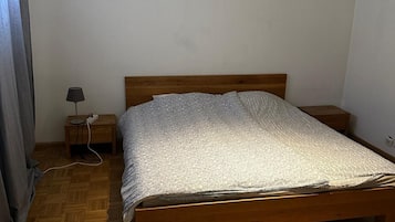 Fer et planche à repasser, Wi-Fi, draps fournis