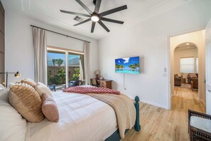 2 bedrooms, desk, iron/ironing board, WiFi
