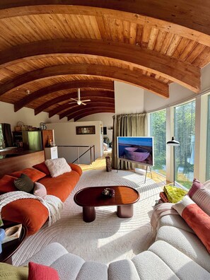 TV - Upstate Nature Hideaway In Saugerties/Woodstock - River + Mountain Views (Saugerties)