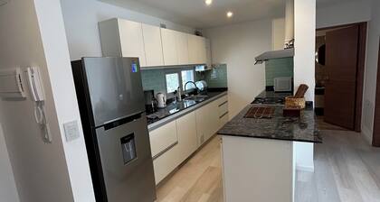 Confortable departamento con excelente ubicación y servicios