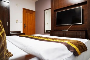 Standard-Doppelzimmer | Zimmersafe, Bügeleisen/Bügelbrett, kostenloses WLAN