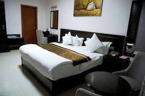 In-room safe, iron/ironing board, free WiFi