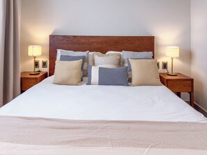 2 bedrooms, iron/ironing board, travel crib, WiFi