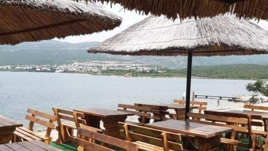 Apartments Boris Donji Karin