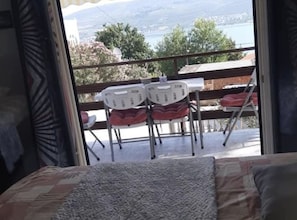 Apartment (One Bedroom Apartment (Deluxe Apartme) | Balcony