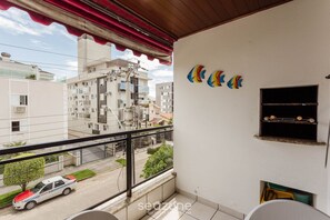 Property grounds - Apt w Barbecue 350m fr Canasvieiras Beach Aal0204 (Florianópolis)