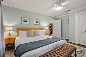 2 sovrum, strykjärn/strykbräda, wi-fi och sängkläder