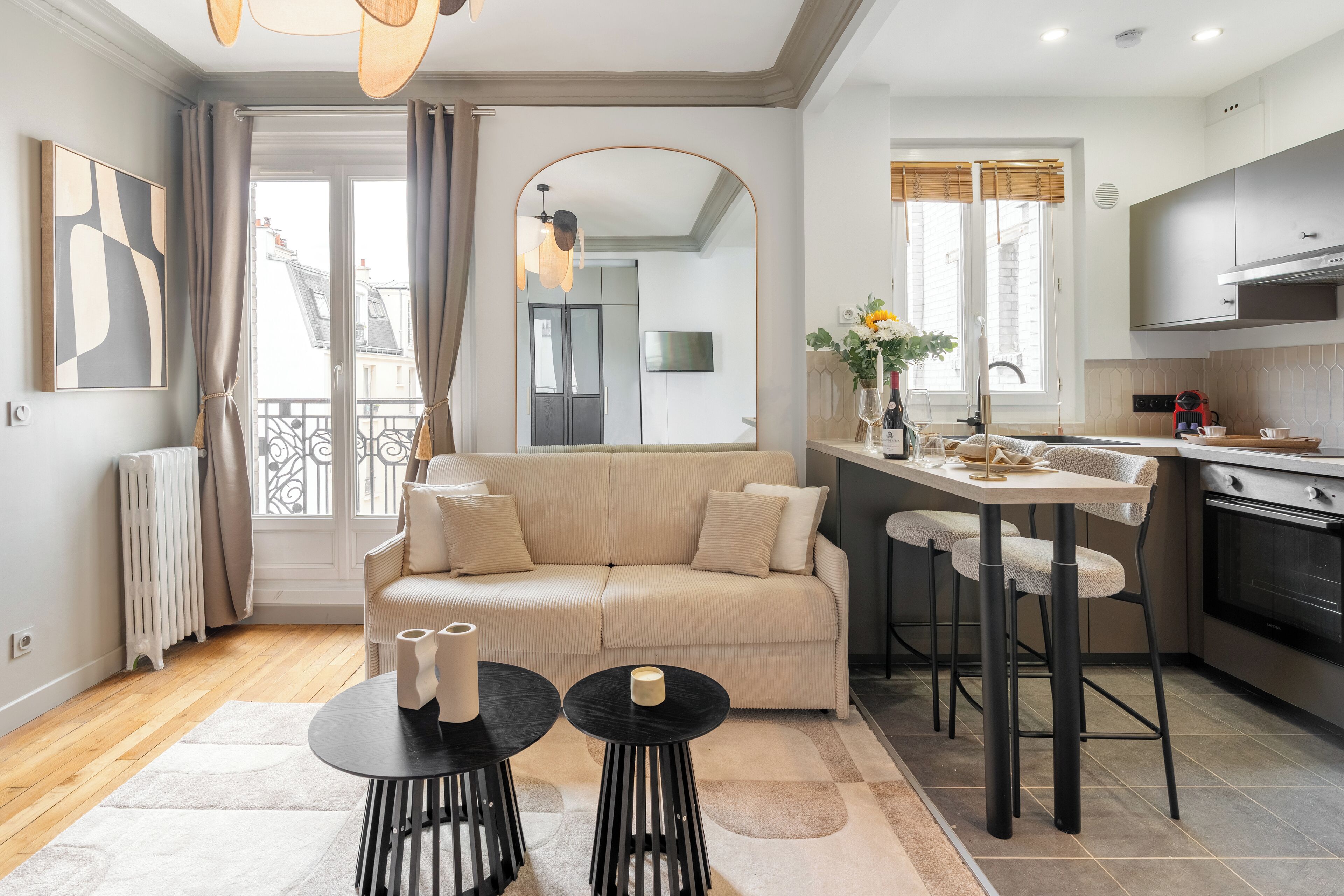 Deluxe Apartment, Courtyard View | Living area | 80-cm Smart TV with digital channels