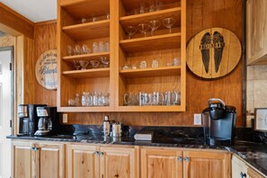 Fridge, microwave, oven, stovetop - Cozy & Stylish Condo No Stairs EZ Gated Parking Close to Village (Snowshoe)