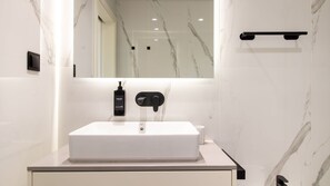 Hair dryer, towels