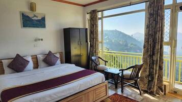 8 bedrooms, Internet, bed sheets