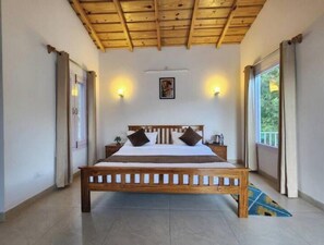 3 bedrooms, internet, bed sheets