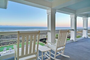Property grounds - Most Exclusive Location on Sunset Beach! 280° Ocean Views (Sunset Beach)