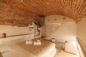 Exclusive Apartment | Bathroom | Hair dryer, towels, soap, shampoo - Residenza Lugo (Verona)
