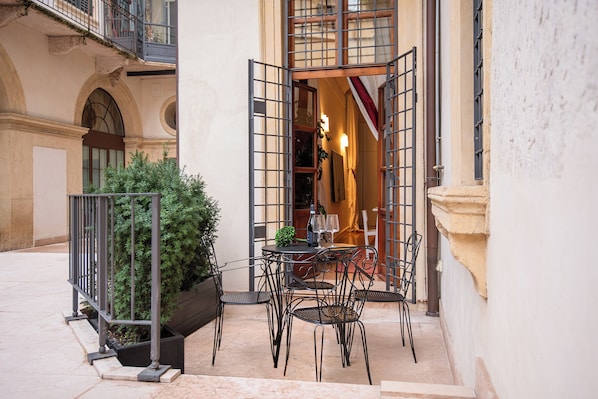 Apartamento superluxo | Terraço/pátio