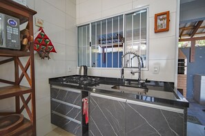 House, Smoking | 3 bedrooms - Casa pet Friendly c Churrasqueira em Boraceia (Bertioga)