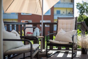 Property grounds - HUUS BADSTAVEN – Holiday Apartment Leuchtturm in Burg's Most Beautiful Alley (Fehmarn)