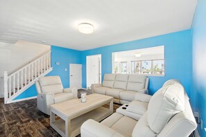 Télévision, chaîne hi-fi