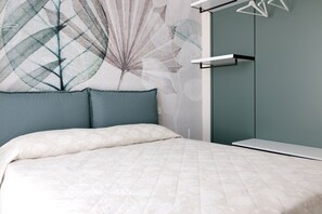 2 bedrooms, WiFi, bed sheets - Apartment 'Athena' with Shared Pool, Wi-Fi and Air Conditioning (Fontane Bianche)