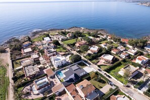 Exterior - Apartment 'Athena' with Shared Pool, Wi-Fi and Air Conditioning (Fontane Bianche)