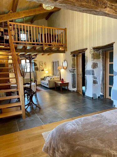 Bed and Breakfast 'Olceiry' with Mountain View, Private Garden and Wi-Fi