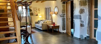 Bed and Breakfast 'Olceiry' with Mountain View, Private Garden and Wi-Fi
