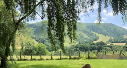 Gästezimmer 'Hocha' mit privatem Garten und WLAN