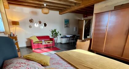Bed and Breakfast 'Barukia' with Private Garden and Wi-Fi