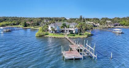 Viera Riverfront Island Retreat 8bd/6ba Water Views EVERY Room Pool/Spa 16+ppl