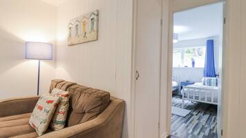 3 bedrooms, individually decorated, individually furnished, free WiFi