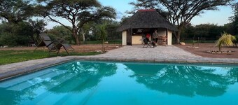 阿贝纳布旅馆及旅游公司