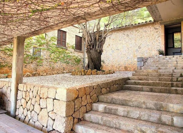 Enceinte de l’hébergement