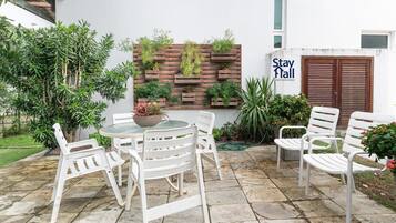Villa | Outdoor dining