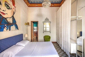 Apartment, 4 Bedrooms, Balcony