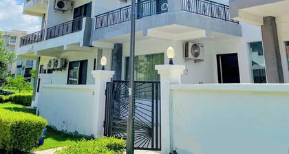 Rudra inn 3BHK Villanear All Mandirs Vrindavan