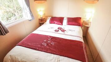 3 bedrooms, individually decorated, individually furnished, free WiFi