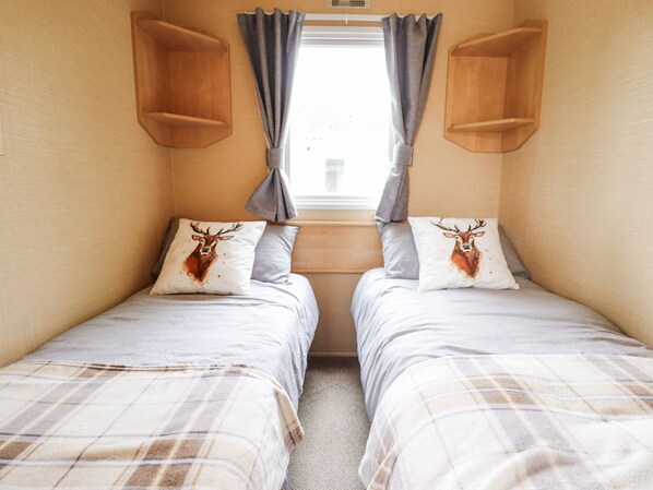 3 bedrooms, individually decorated, individually furnished, free WiFi