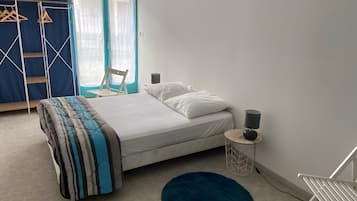7 habitaciones, tabla de planchar con plancha y wifi