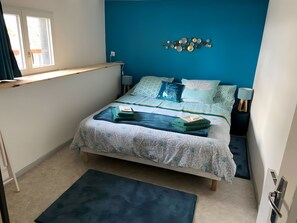 7 bedrooms, iron/ironing board, WiFi