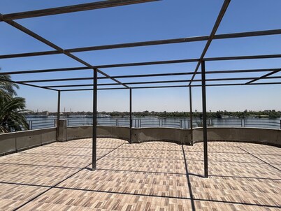 Peaceful riverside villa in West Bank, Luxor