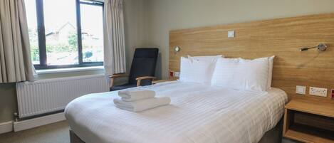 1 bedroom, individually decorated, individually furnished, free WiFi