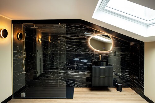 Love Room avec jacuzzi et lit rond – Le Mans, Love Room avec jacuzzi et lit rond