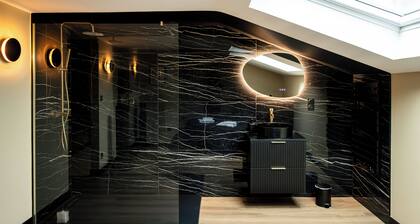 Love Room avec jacuzzi et lit rond â Le Mans, Love Room avec jacuzzi et lit rond