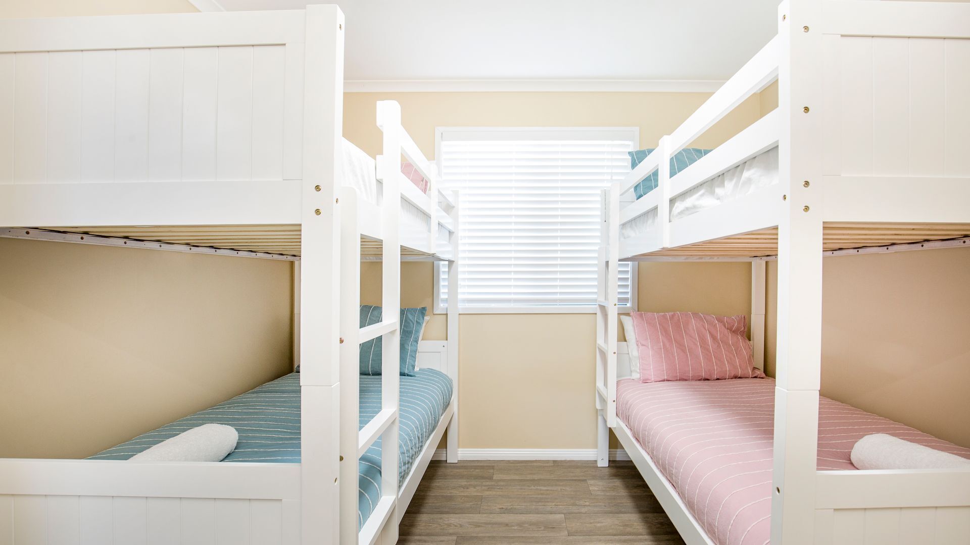 4 bedrooms, desk, iron/ironing board, travel cot