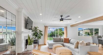 Hot Tub, Fire Pit, Bocce, Trampoline & Sleeps 11!