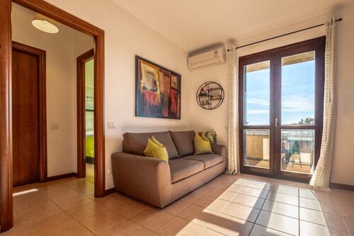Terrazza Catabbio – Relax & Saturnia Thermal Baths – Garden and Pool