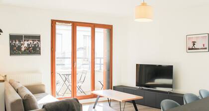 Large apartment with balcony - Stade de France