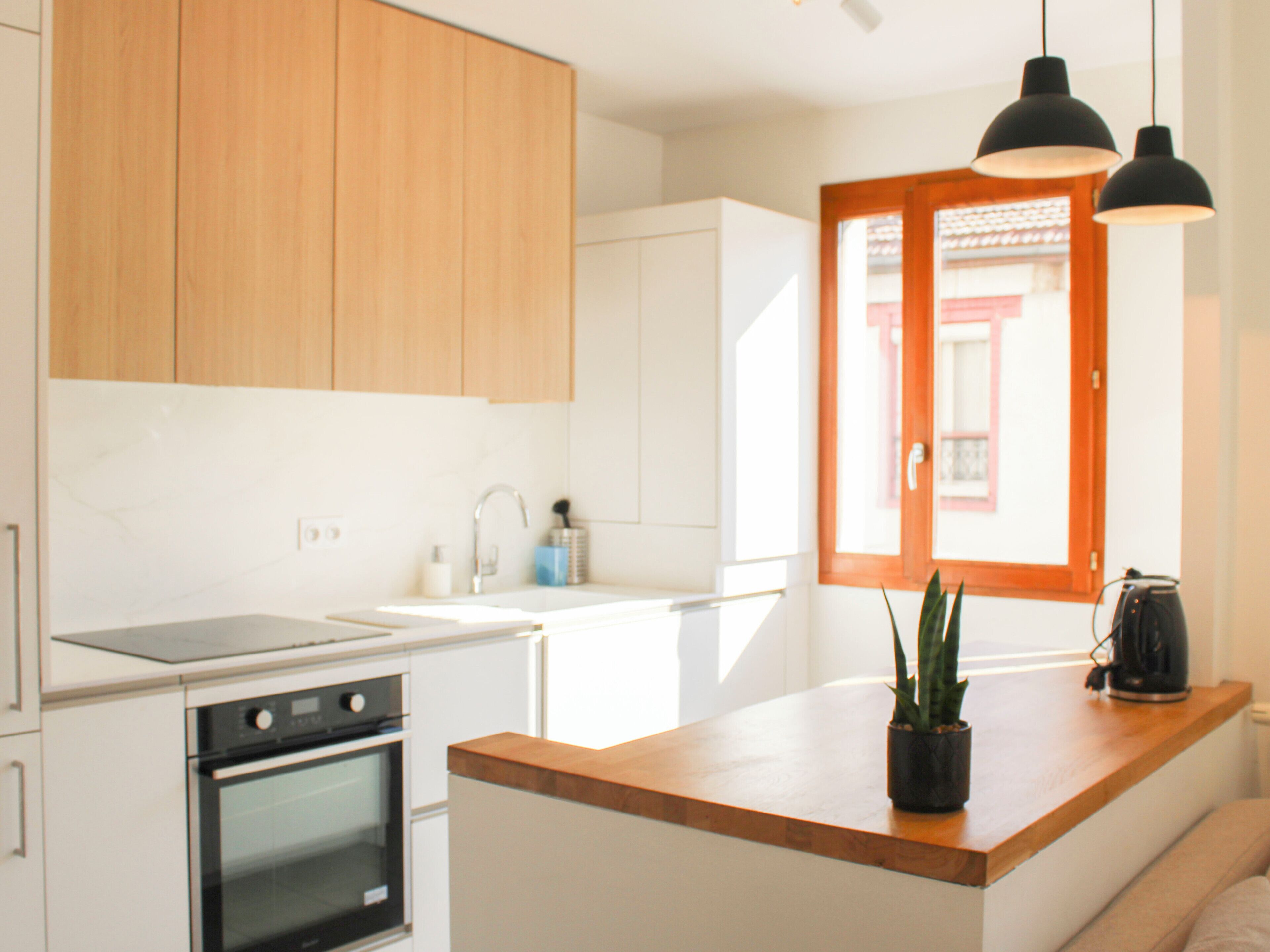 Frigorifero, microonde, forno, lavastoviglie