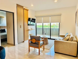 Modern apartment with pool near the beach tower 2 | منطقة المعيشة